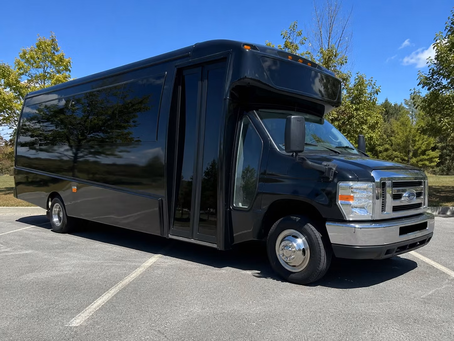 15 passenger minibus