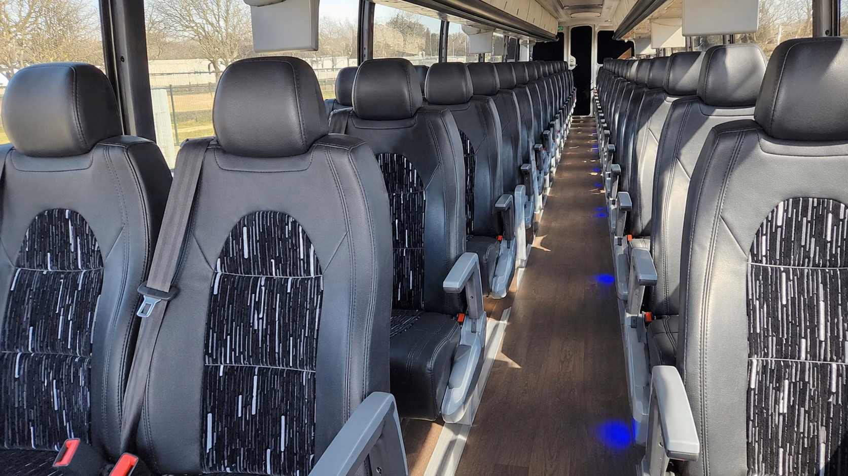 bus type and size change charter bus prices in franklin tennessee