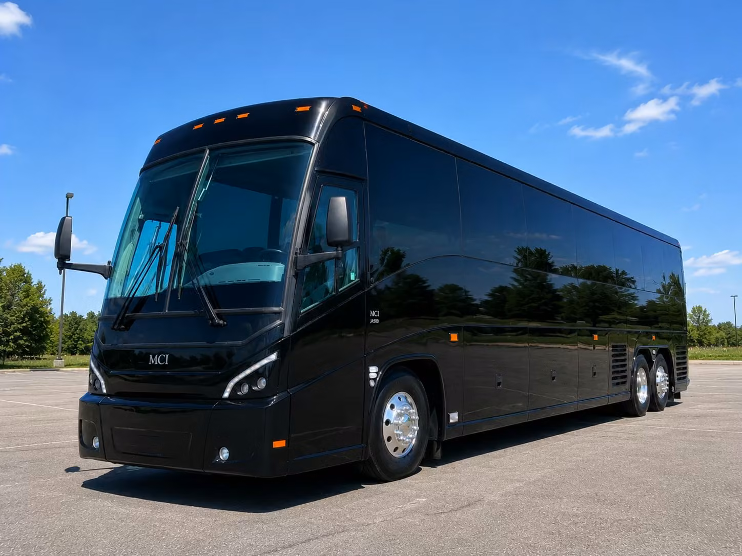 charter bus rentals for franklin area museum and science field trips