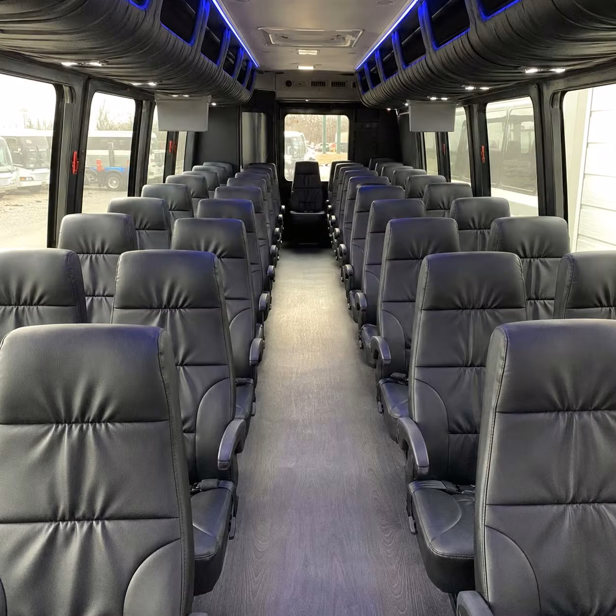 franklin 20 passenger minibus rental
