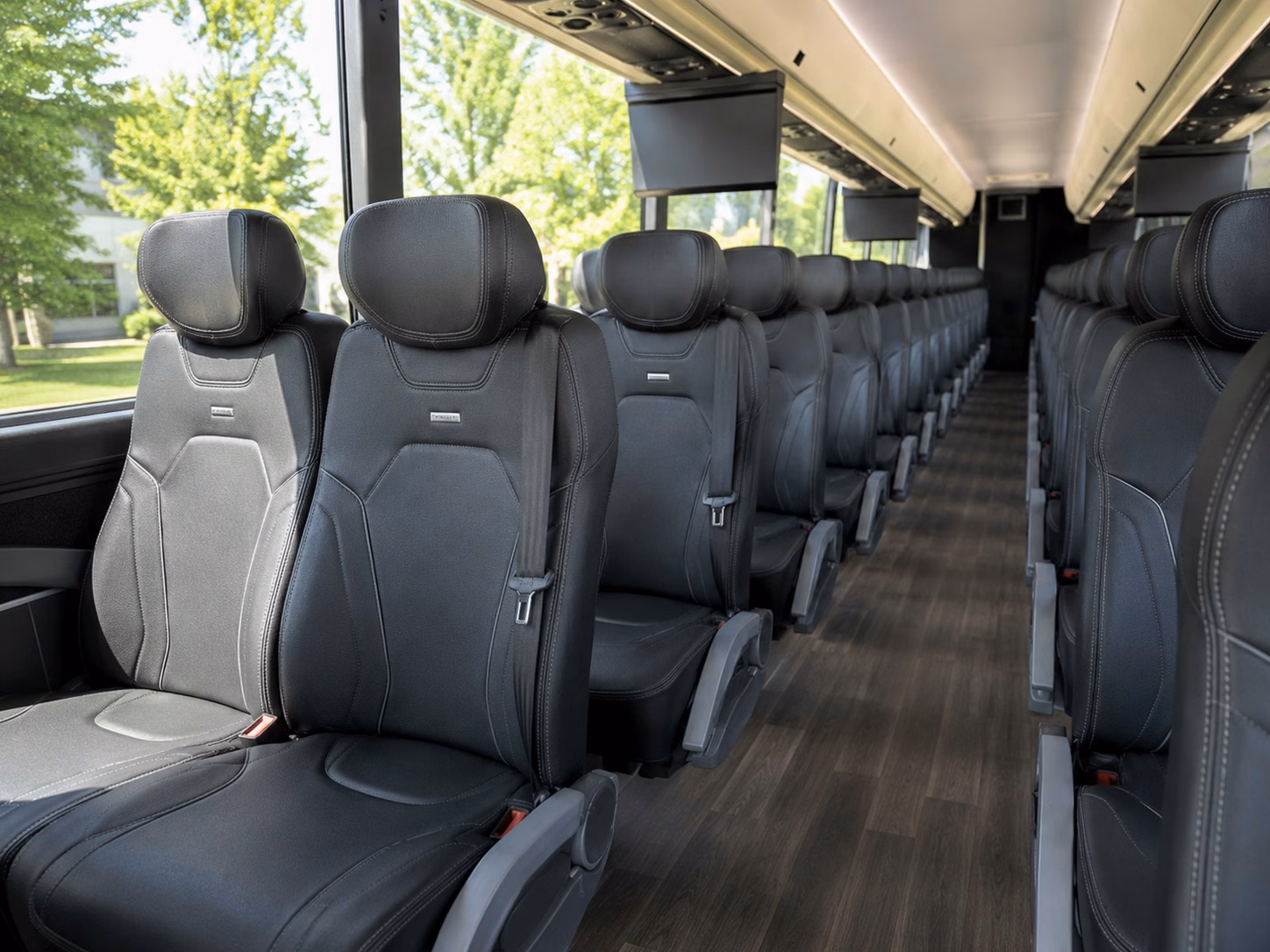 franklin wedding venues deserve guest shuttle service that keeps up