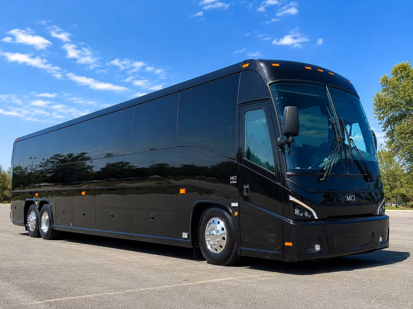 from downtown franklin concert buses to bridgestone arena shuttles event night covered
