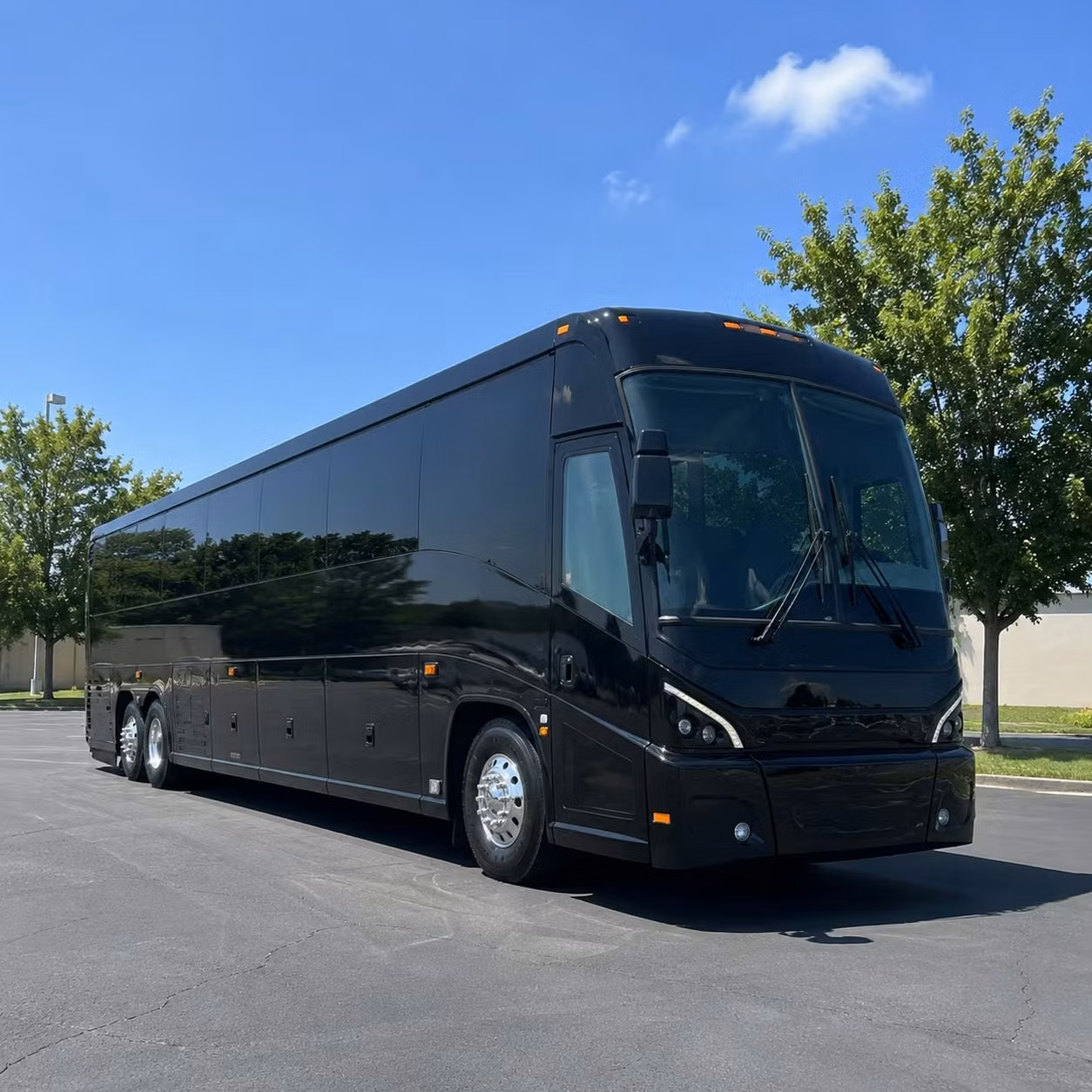 healthcare government and construction employee shuttles in franklin