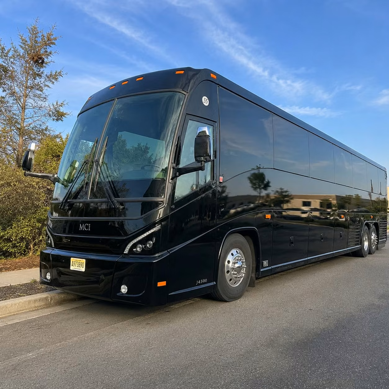 military shuttle bus rentals serving fort campbell and middle tennessee