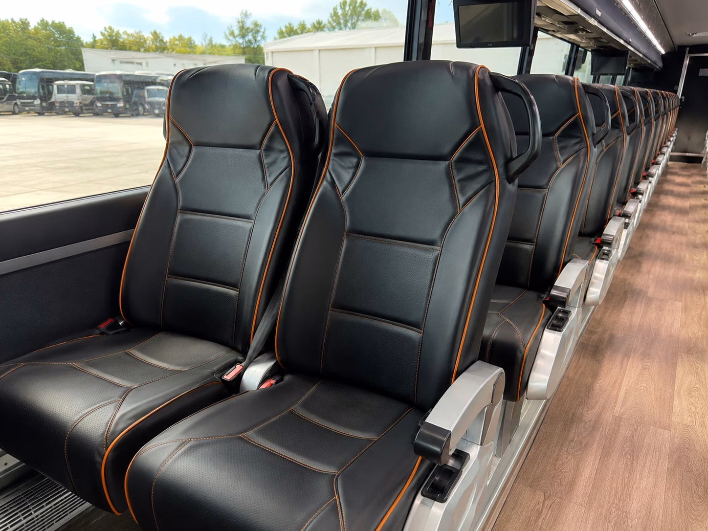 party buses for franklin prom groups who want to ride in style