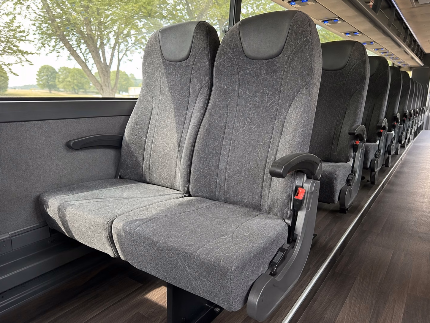 ready to shuttle guests between downtown franklin hotels and your venue