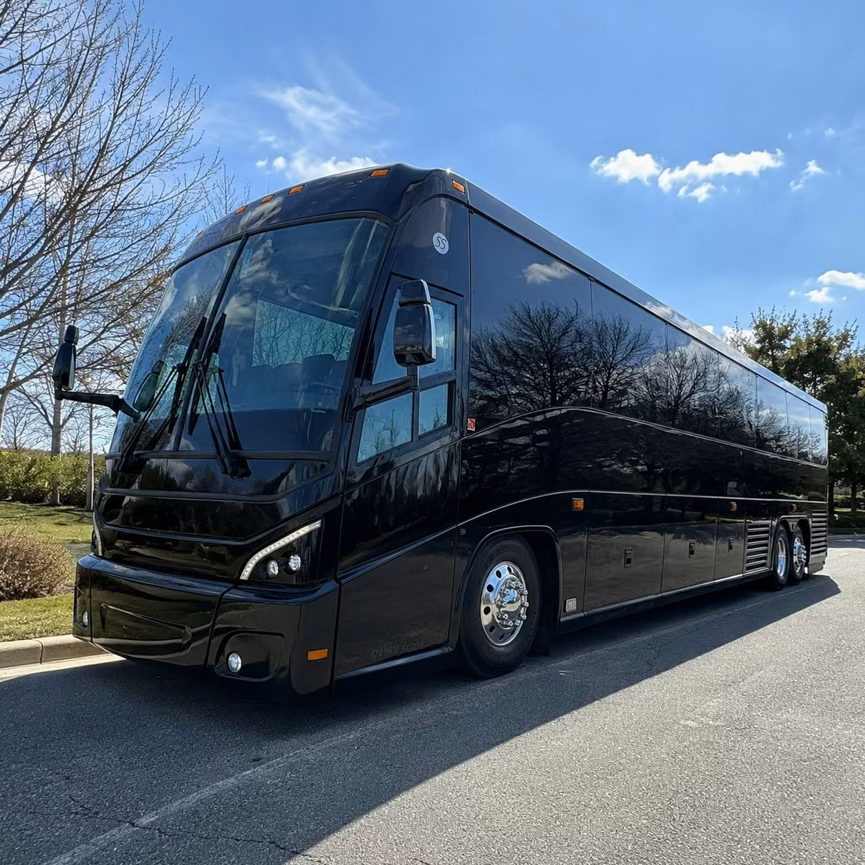 remote parking lot shuttles and off site employee transportation in franklin