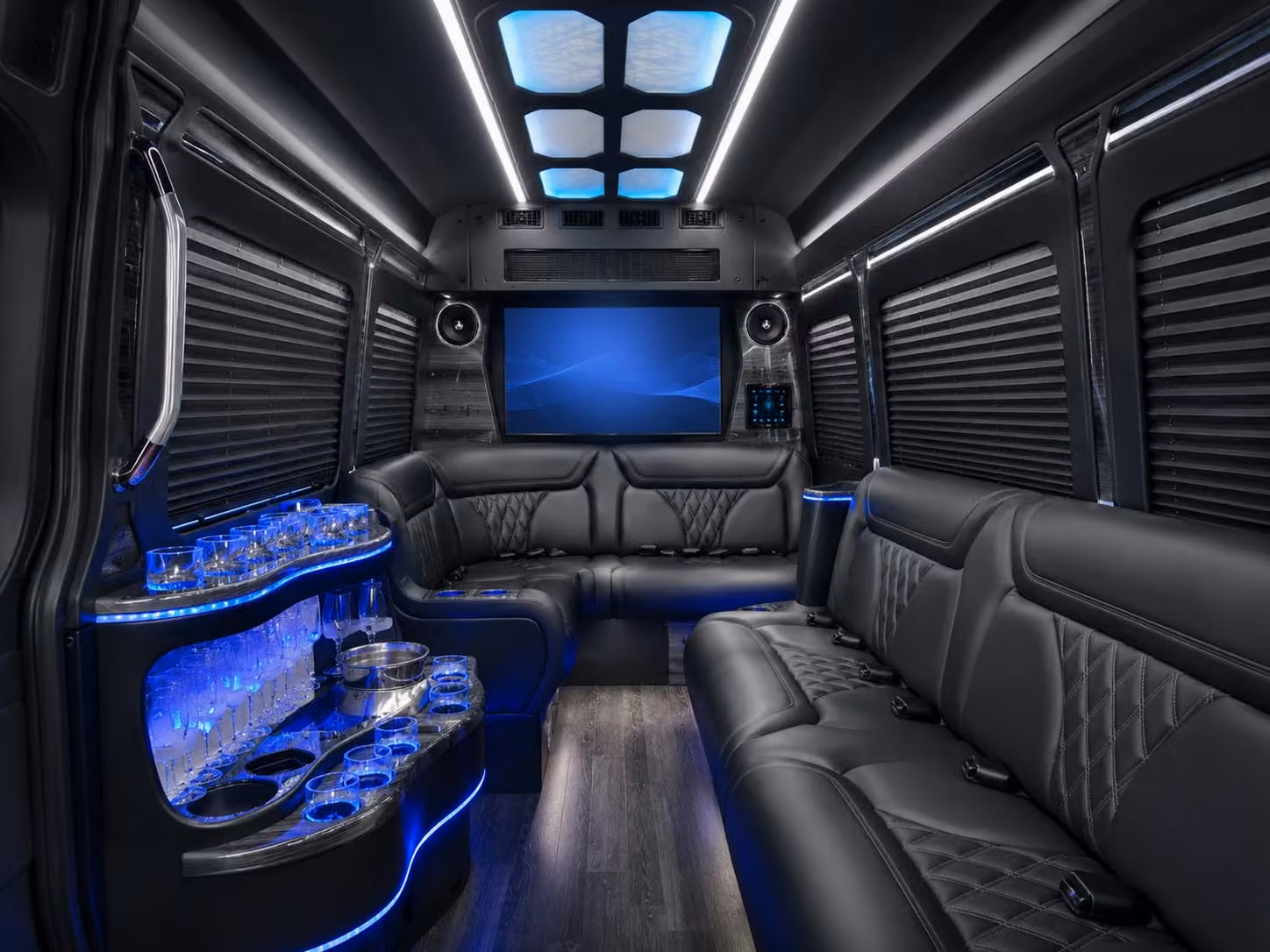 your franklin tennessee prom and homecoming night deserves a bus that matches the moment